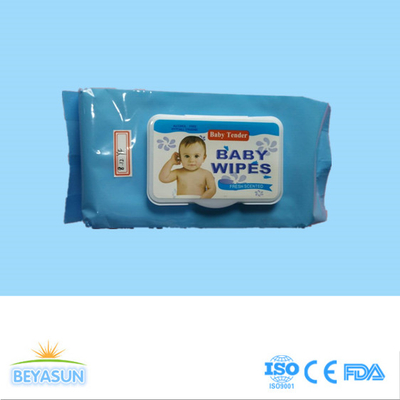 Bambino che pulisce le strofinate bagnate eliminabili di Spunlace per i bambini