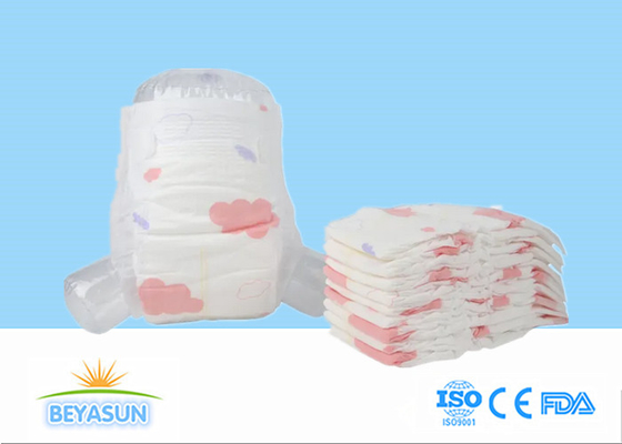 L'alta fabbrica del pannolino di assorbimento fornisce 60000pcs almeno per Bebe Panales